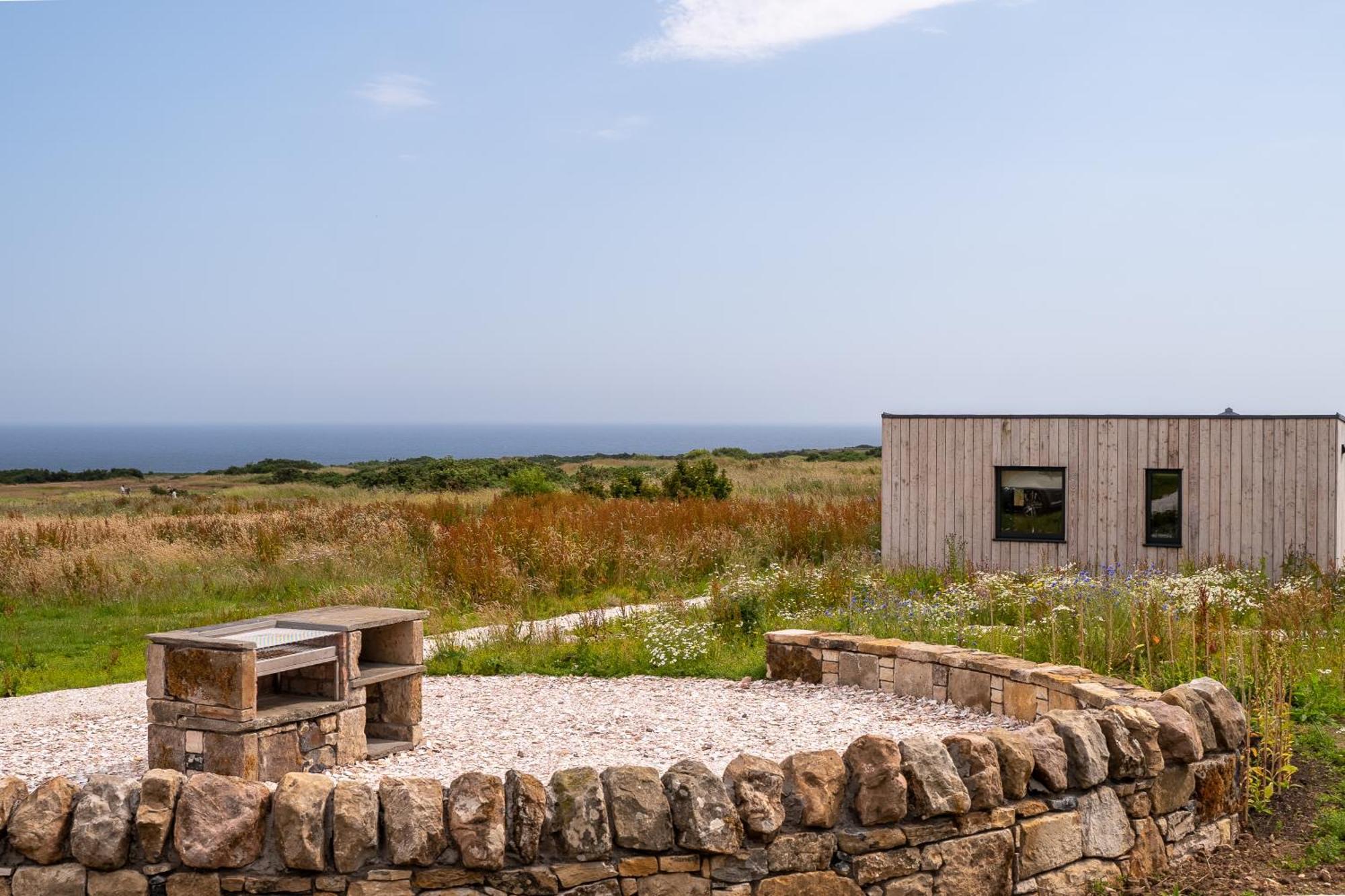 Rustic Cabins, Sea Views From Rewilded Farm With Highland Cows St Andrews Bagian luar foto