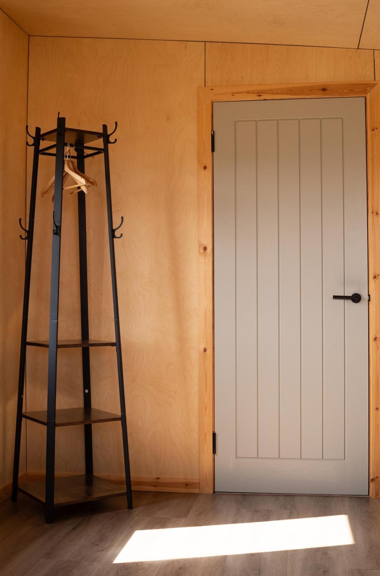 Rustic Cabins, Sea Views From Rewilded Farm With Highland Cows St Andrews Bagian luar foto