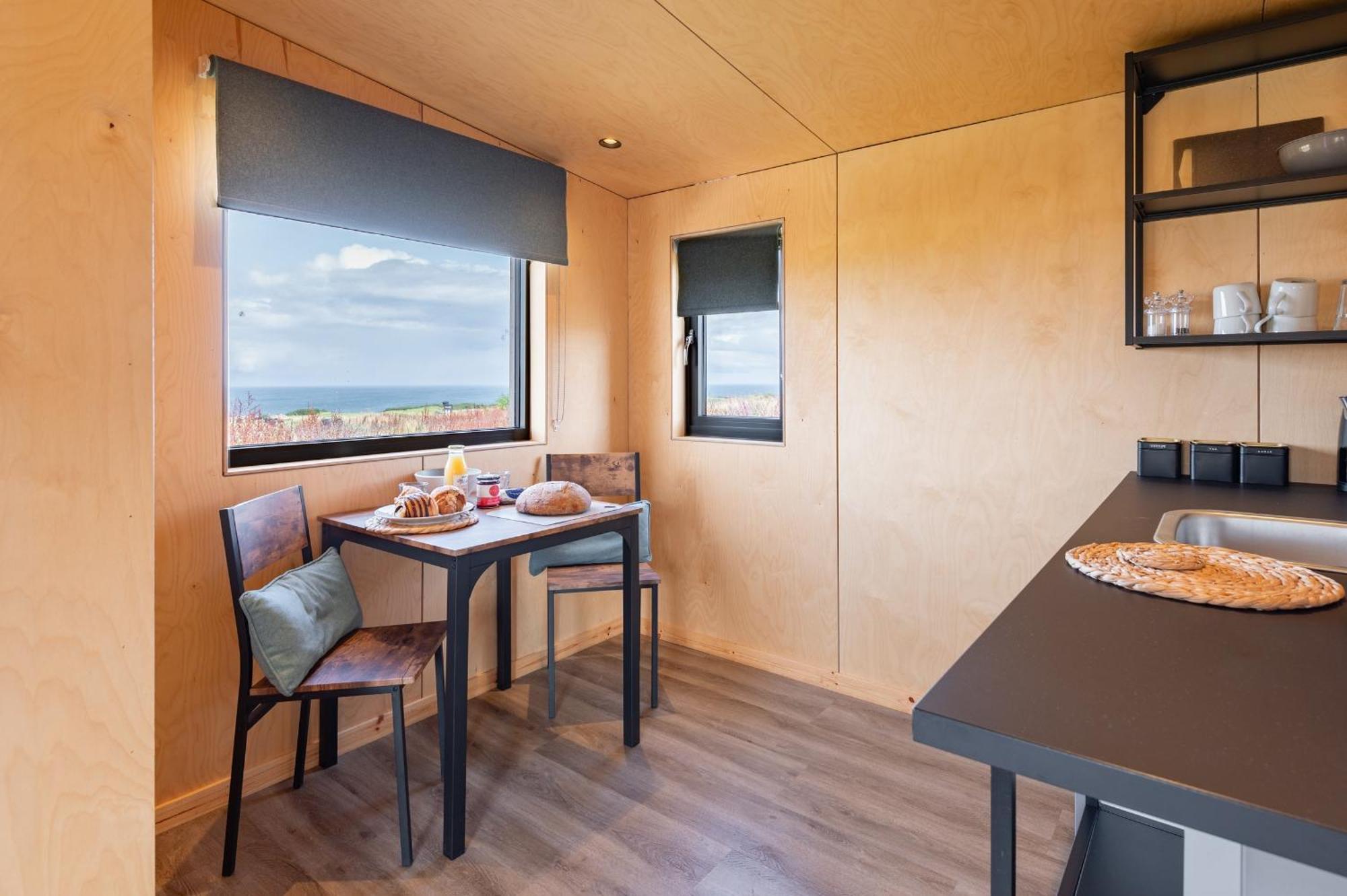 Rustic Cabins, Sea Views From Rewilded Farm With Highland Cows St Andrews Bagian luar foto