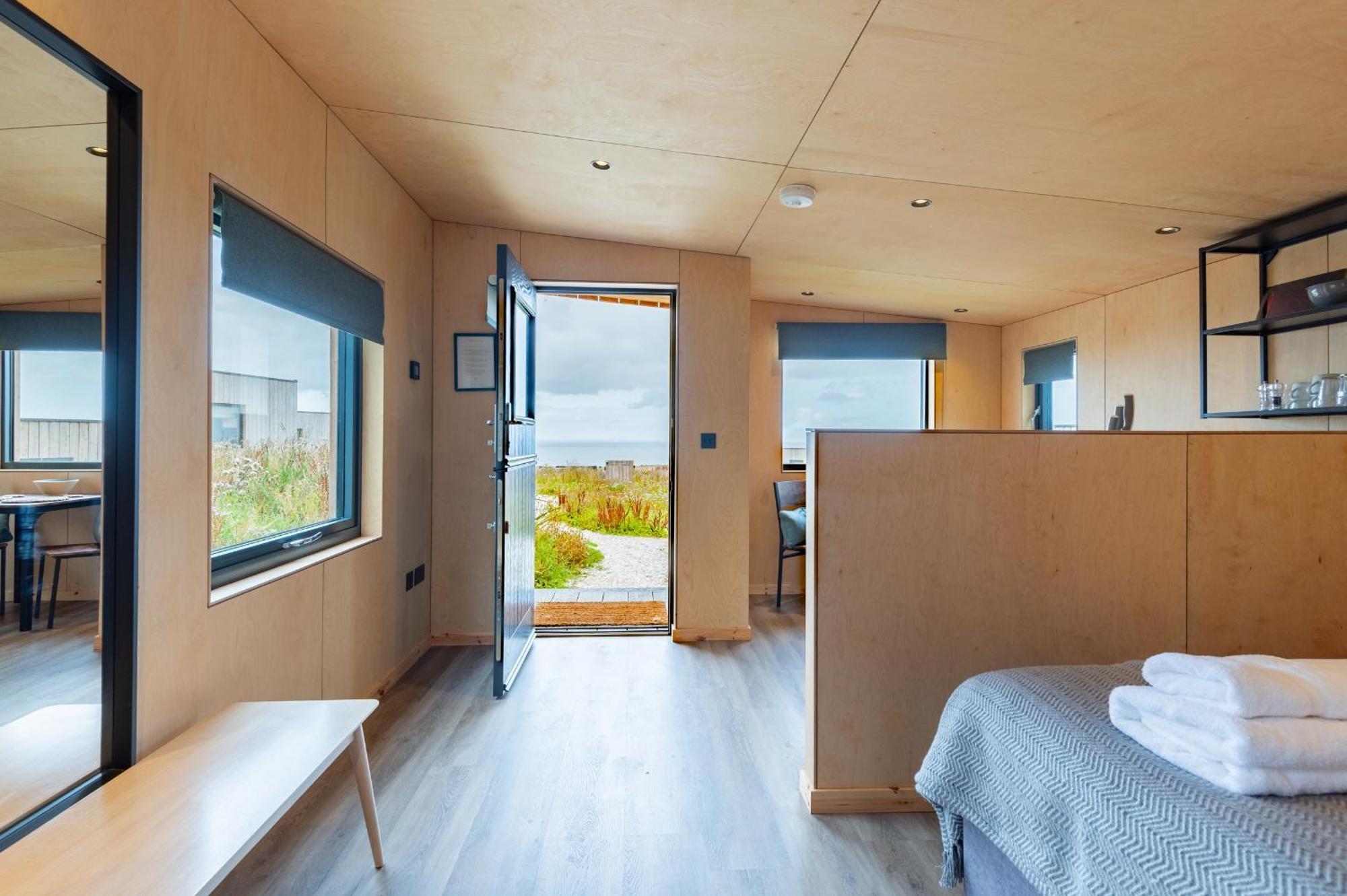 Rustic Cabins, Sea Views From Rewilded Farm With Highland Cows St Andrews Bagian luar foto