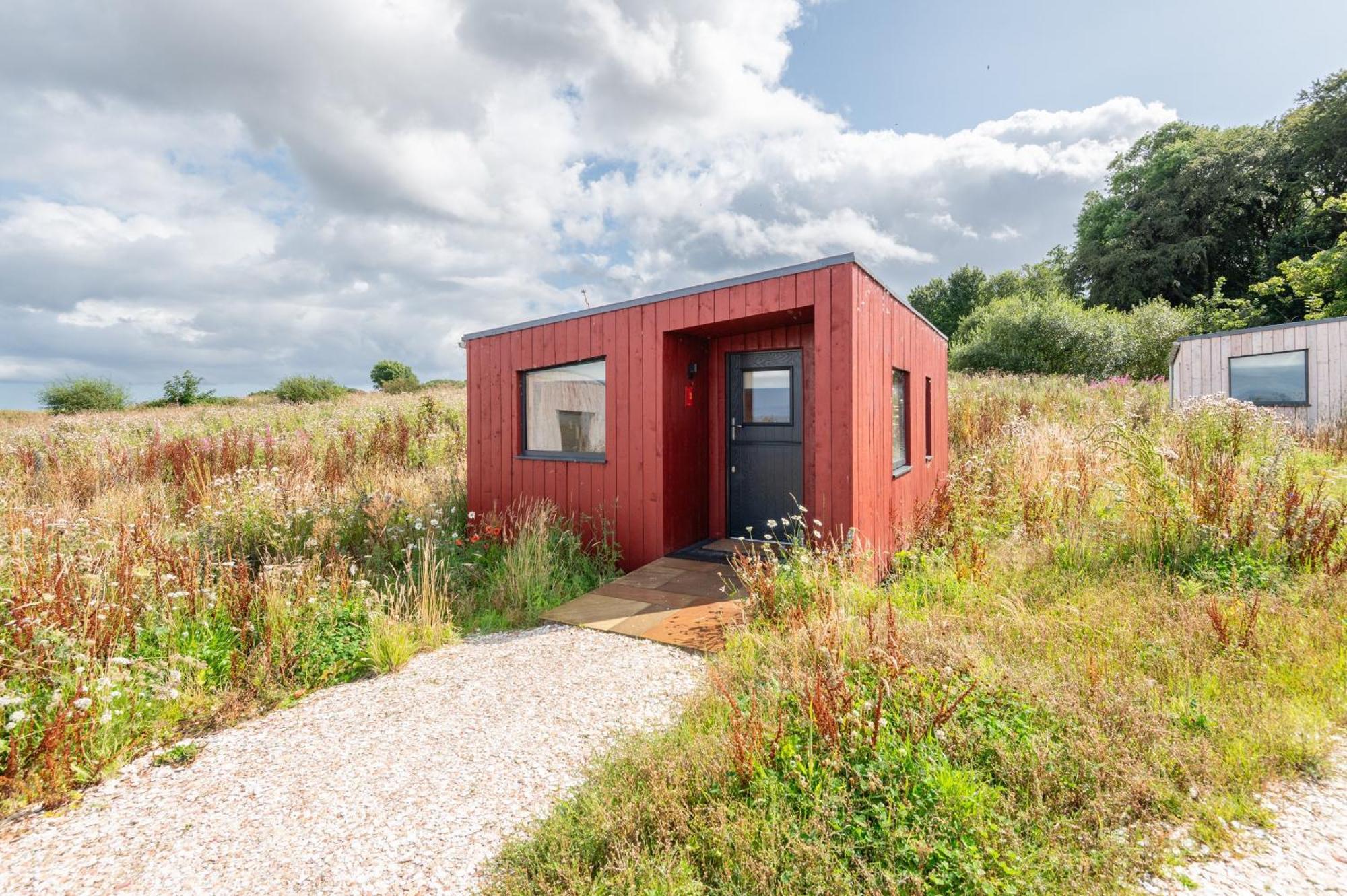 Rustic Cabins, Sea Views From Rewilded Farm With Highland Cows St Andrews Bagian luar foto
